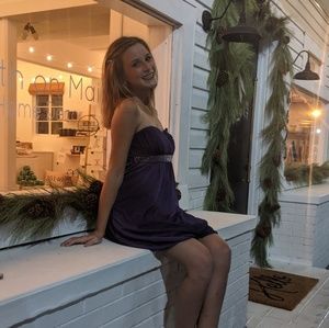 Meet your Posher, Mallory